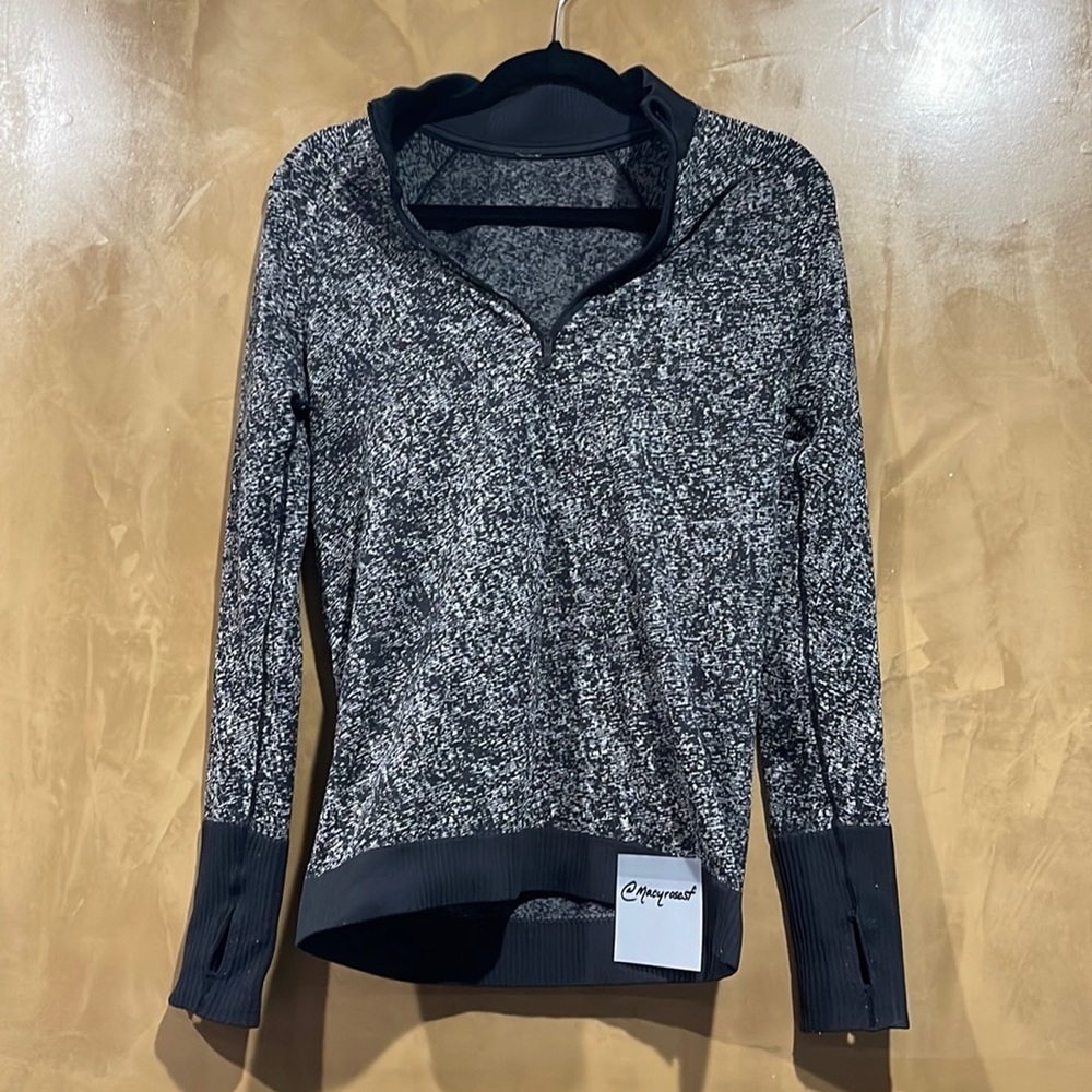 Lululemon Sz 8 Long Sleeve zip up Pullover